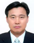 행정공무원인 이병래의 대표 이미지