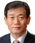 (전직)은행인인 최칠암의 대표 이미지