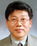 연구인인 박천홍의 대표 이미지