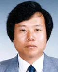 연구인인 최형돈의 대표 이미지