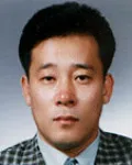 외국기업인인 스티브한의 대표 이미지