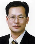 행정공무원인 고형권의 대표 이미지