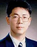 대학교수인 변종헌의 대표 이미지
