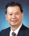 변호사, (전직)판사인 송정훈의 대표 이미지