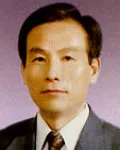 변호사, (전직)검사인 이만희의 대표 이미지