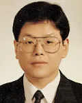 변호사인 윤성한의 대표 이미지