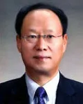 관리공단인, (전직)행정공무원인 강홍철의 대표 이미지