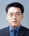대학교수인 김응수의 대표 이미지
