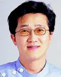 대학교수, 치과의사인 김우형의 대표 이미지