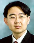 대학교수인 김태근의 대표 이미지