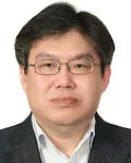 대학교수, (전직)연구인인 박창균의 대표 이미지