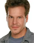 영화배우인 크레이그 셰퍼의 대표 이미지