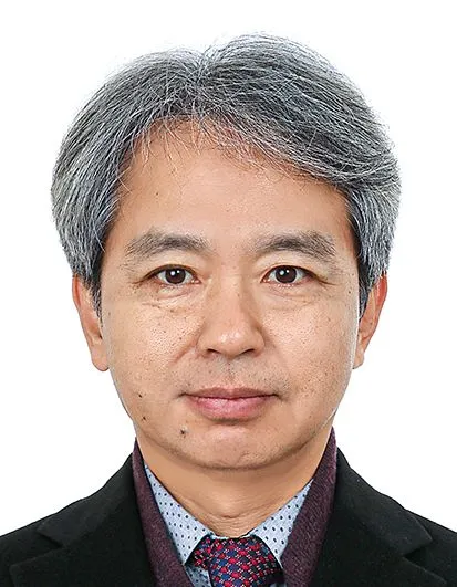 변호사인 엄욱의 대표 이미지
