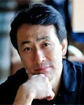 영화제작자인 이봉우의 대표 이미지