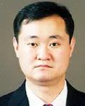 내과의사, 대학교수인 권혁찬의 대표 이미지