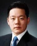 변호사, (전직)검사인 이한조의 대표 이미지