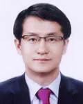 행정공무원인 문창용의 대표 이미지