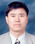대학교수, (전직)연구인인 한용만의 대표 이미지