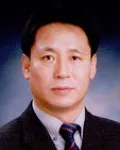 대학교수, (전직)연구인인 오구택의 대표 이미지