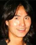 영화배우인 위룡의 대표 이미지