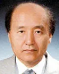 대학교수인 고정의의 대표 이미지
