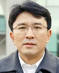 연구인인 강성철의 대표 이미지