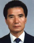 (전직)행정공무원인 유민봉의 대표 이미지