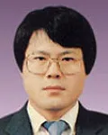 변호사, (전직)검사인 이권재의 대표 이미지