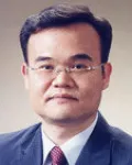 대학교수인 윤홍덕의 대표 이미지