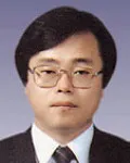 변호사, (전직)검사인 이효진의 대표 이미지