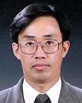 대학교수인 한동수의 대표 이미지