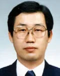 행정공무원인 황하수의 대표 이미지