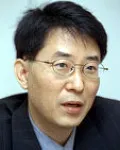 대학교수인 정완규의 대표 이미지