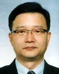 교육공무원인 정봉근의 대표 이미지