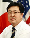 대학교수인 서운교의 대표 이미지