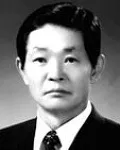 (전직)국영기업인, (전직)행정공무원인 권혁채의 대표 이미지