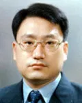 행정공무원인 손승현의 대표 이미지
