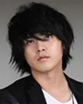 가수인 윤우현의 대표 이미지