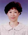 대학교수인 고인숙의 대표 이미지