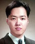 행정공무원, 변호사인 이한진의 대표 이미지