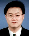 대학교수인 주재우의 대표 이미지