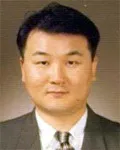 공무원인 정병윤의 대표 이미지