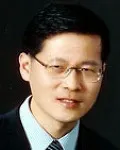 연구인인 정성장의 대표 이미지