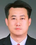 대학교수인 김홍성의 대표 이미지