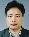 대학교수인 권혁철의 대표 이미지