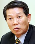 (전직)외무공무원인 이종칠의 대표 이미지