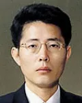변호사인 김정일의 대표 이미지