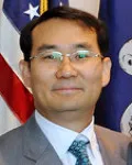 (전직)외무공무원인 조윤수의 대표 이미지
