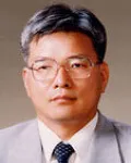 대학교수인 조담의 대표 이미지