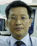 신문기자인 김동성의 대표 이미지